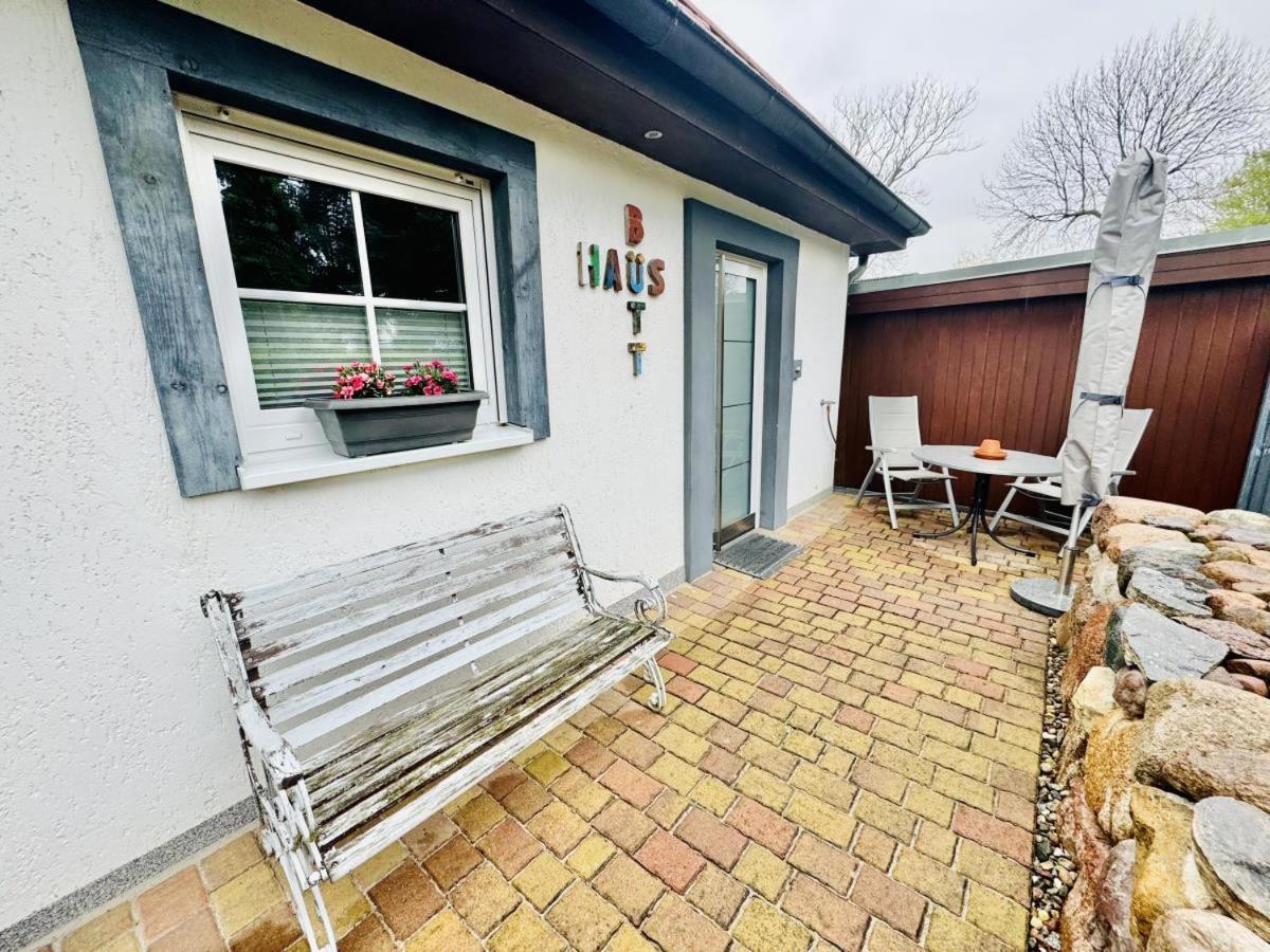 Haus Buett Lägenhet Rostock Exteriör bild